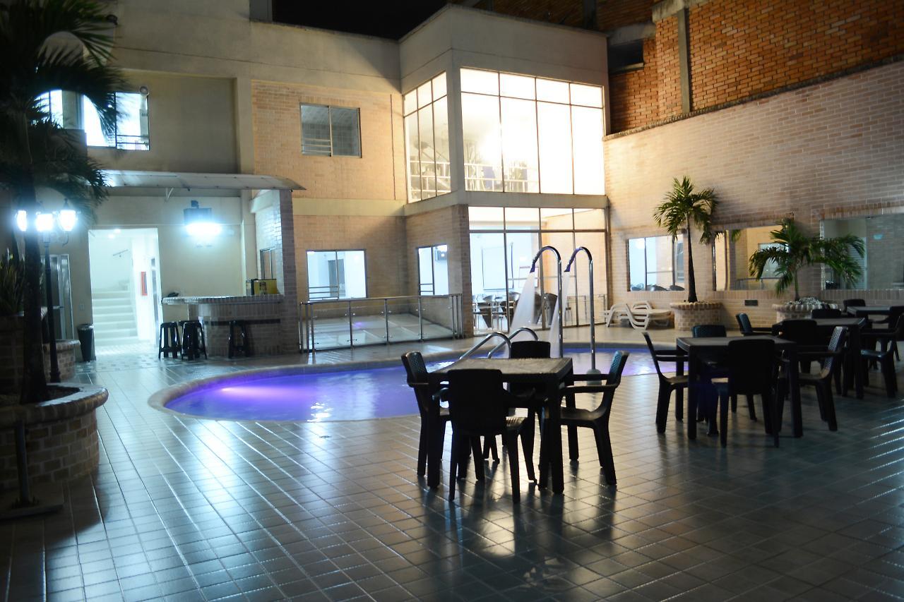 Hotel Calima Real Luaran gambar