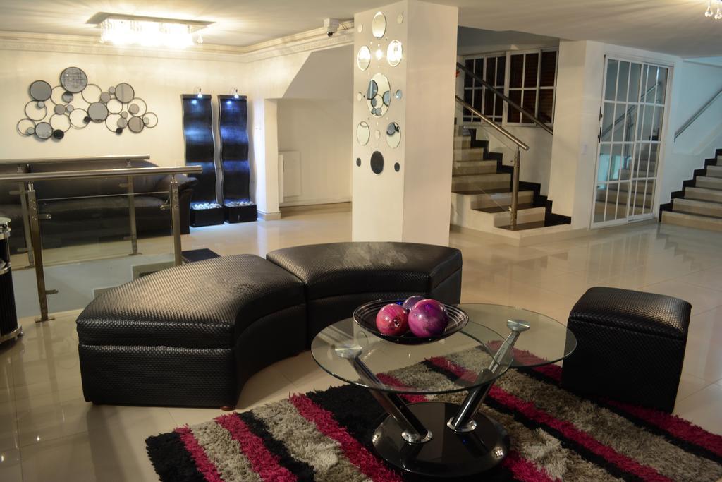 Hotel Calima Real Luaran gambar