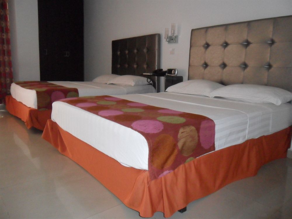 Hotel Calima Real Luaran gambar